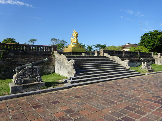 Unterwegs in der Zitadelle von Hue