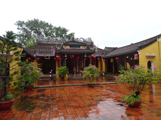 Ein weiterer Tempel in Hoi An