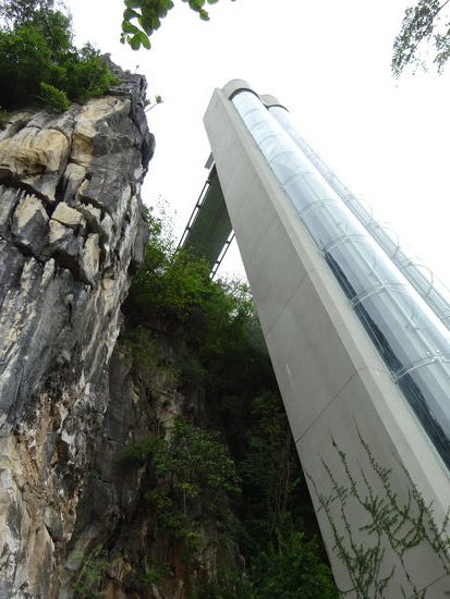 Ankunft an den Marmorbergen am späten Vormittag