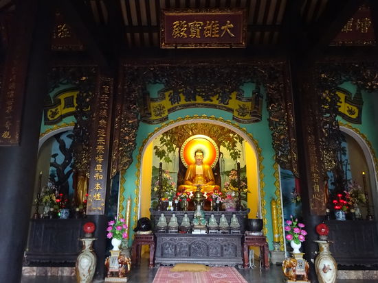 Tempel in den Marmorbergen