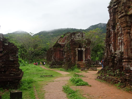 Tempel der Gruppe B und C in My Son