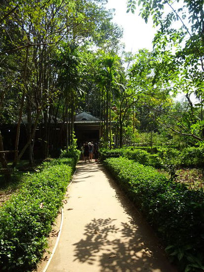 Hier geht es zu dem Schießstand den man schon von weitem hören konnte 