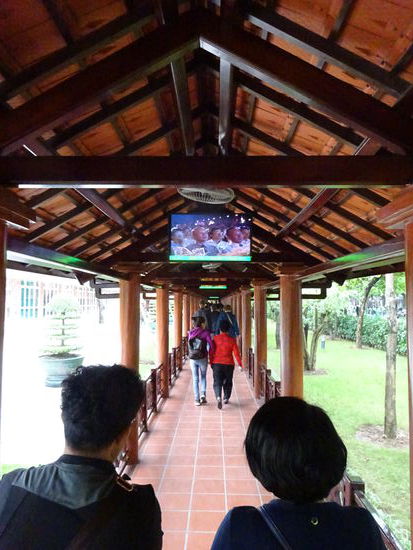 Auf gehts zu Onkel Ho 