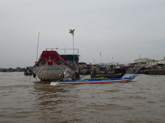 Schwimmender Markt von Cai Rang im Mekong Delta