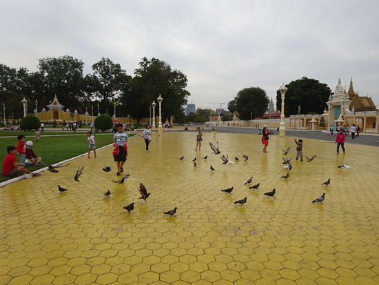 Platz vor dem Königspalast in Phnom Penh