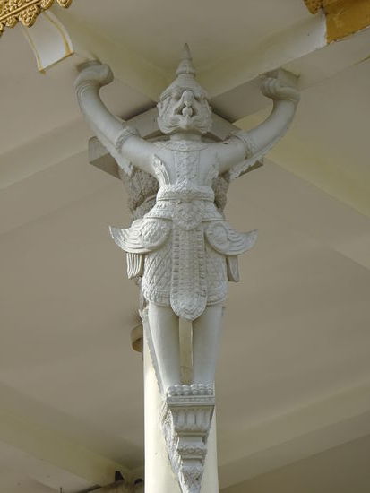 Auf dem Gelände des Königspalastes von Phnom Penh