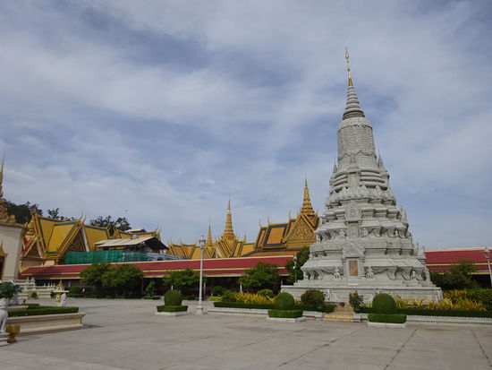 Auf dem Gelände des Königspalastes von Phnom Penh