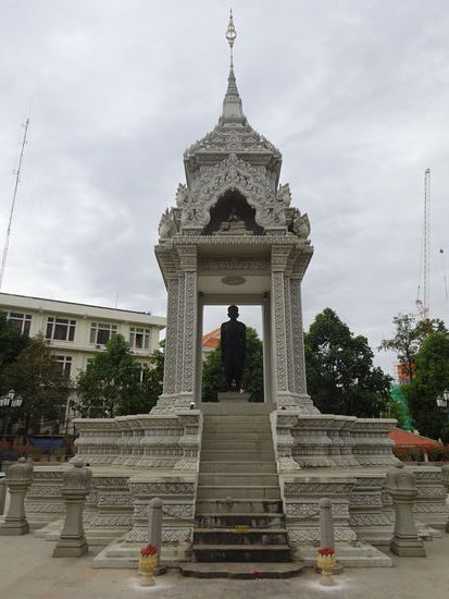 Fahrt zum Wat Phnom dem Heiligtum der Stadt