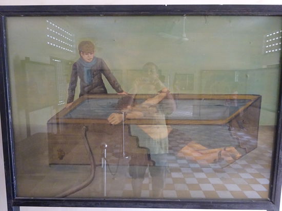 Folterwerkzeuge der Roten Khmer