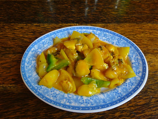 Fisch in Kokusnusssauce sehr lecker  für 5 USD 