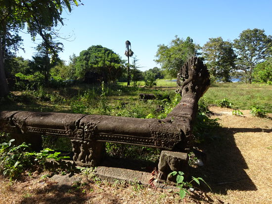 Erste Tempelreste in der Nähe von Preah Khan