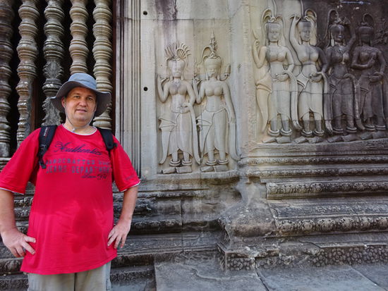 Die hüpschen Damen gehören natürlich nicht zu mir 