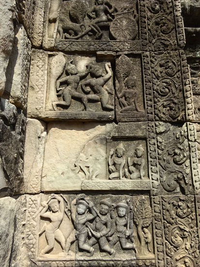 Hindu -Tempel Baphuon in Angkor aus dem 11. Jh.