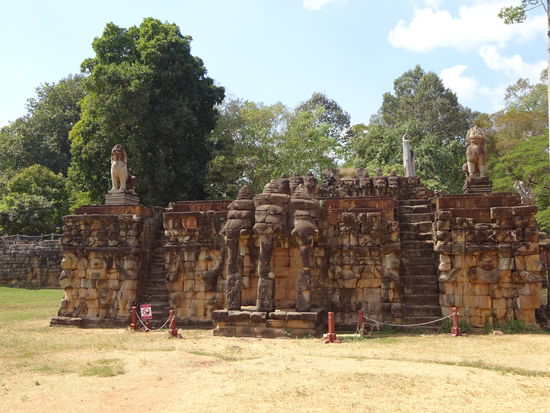 Die Elefantenterrasse in Angkor aus dem 13. Jh.