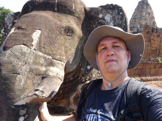 2 Dickköpfe im Östlichen Mebon in Angkor 