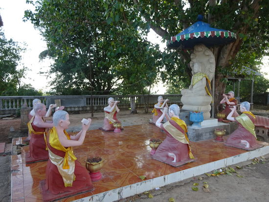 Die moderne Pagode auf dem Phnom Krom Hügel