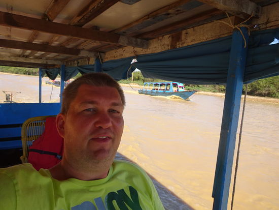 Ich mit dem Boot unterwegs zum Tonle Sap