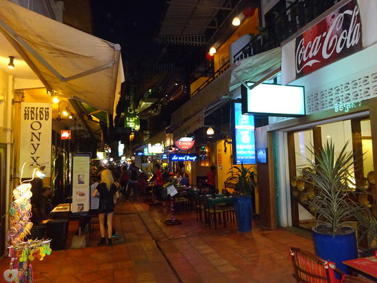 Es wird langsam Dunkel in Siem Reap  und die Partys können beginnen