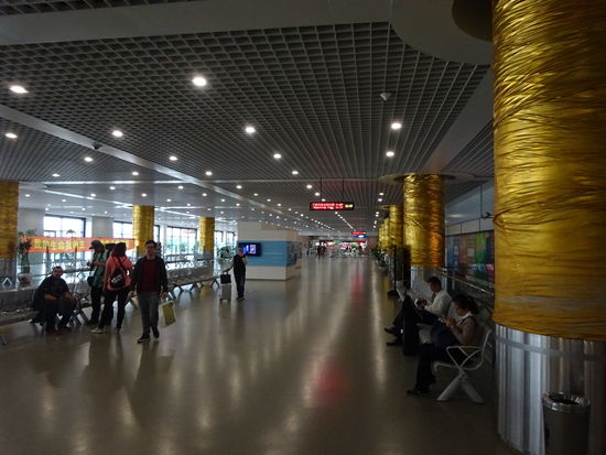 Bahnhof für den Transrapid am Flughafen Shanghai Pudong