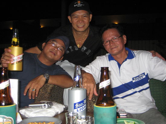 JonJon, June und ... der Papa