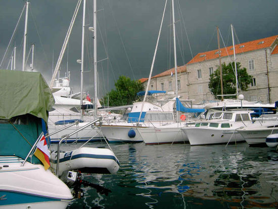 Der Blick zum Himmel lässt nichts Gutes ahnen