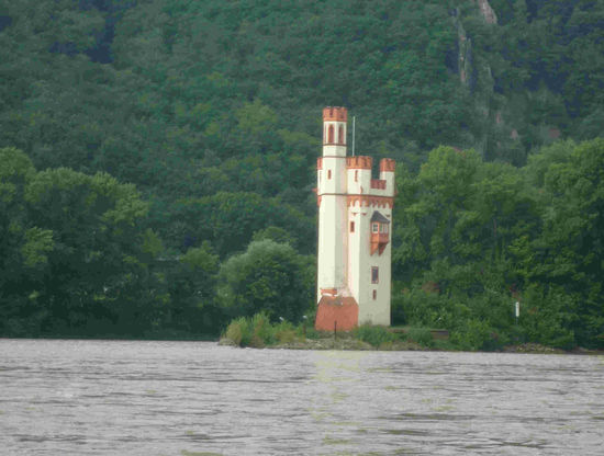 Eigentlich bedarf es keines Kommentars, oder?
Der Mäuseturm von Bingen