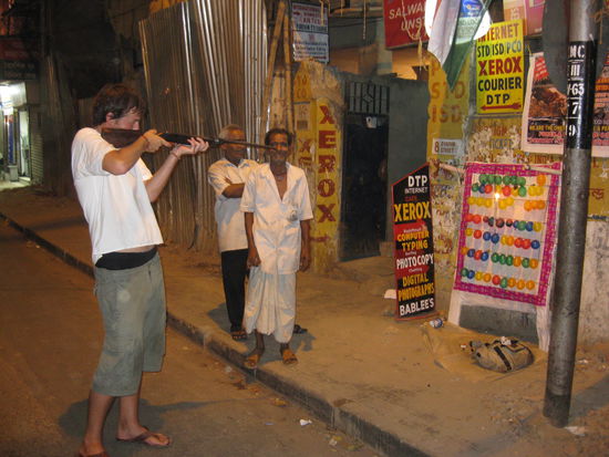 Chrisi bei den Schiessuebungen!!!