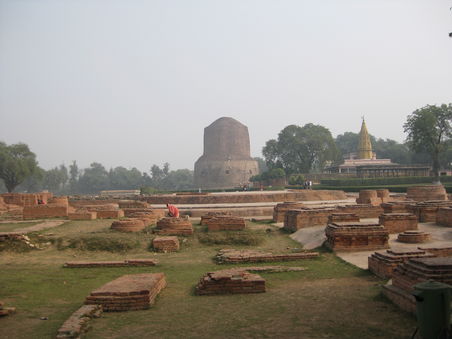 Die Ruinen von Sarnath