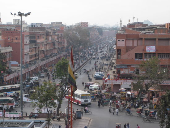 So ist das hektische Treiben in Good Old Pink City.