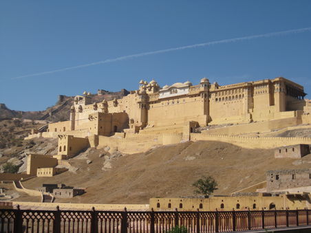 Das gigantische Amberfort