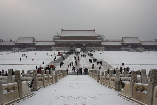 So hat der letzte Kaiser von China auf seine ankommenden Gäste hinabgeschaut.
