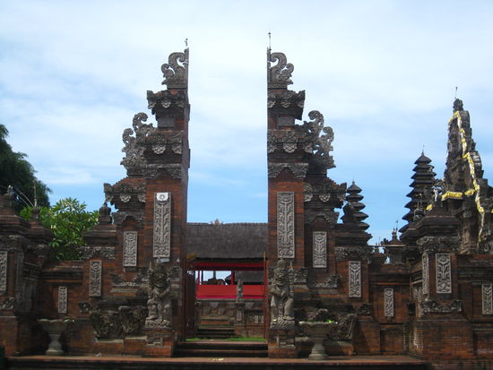 Die typischen Hindutempel auf Bali