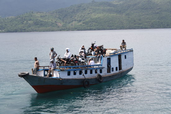 Eine der vielen hochmodernen Faehren