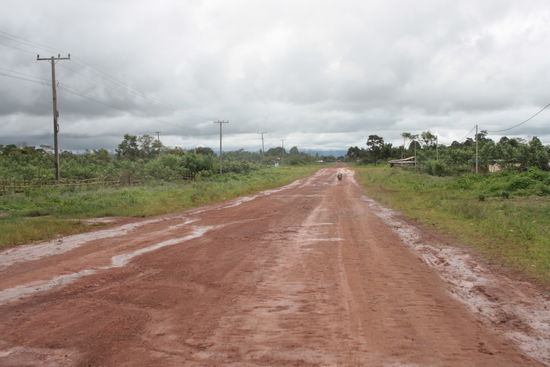 Das ist der super neue Highway über das Bolavenplateau