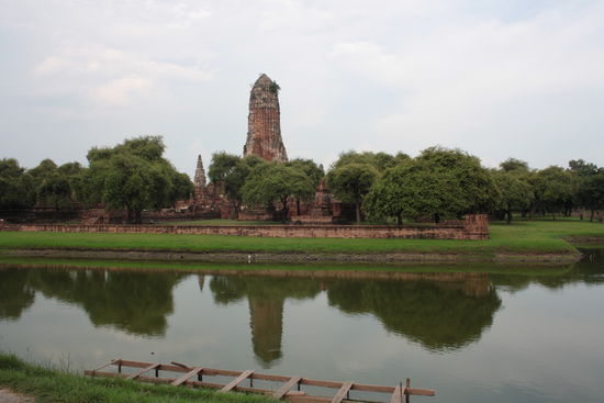 Das sind einige Tempel und Buddhastatuen von Ayutthaya mit den Namen kommen wir nicht mehr nach.