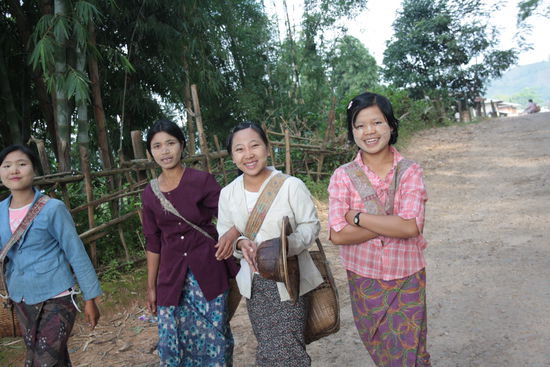 Burmesinnen sind sehr hübsch nicht!?