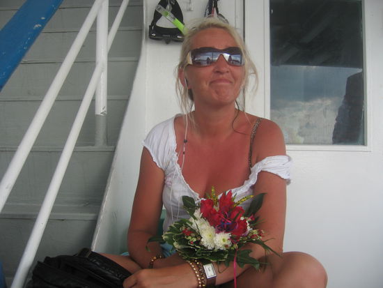 Mein erster Blumengruss von Staeubchen und Holze...zwar etas frueh aber doch sehr lieb gemeint....