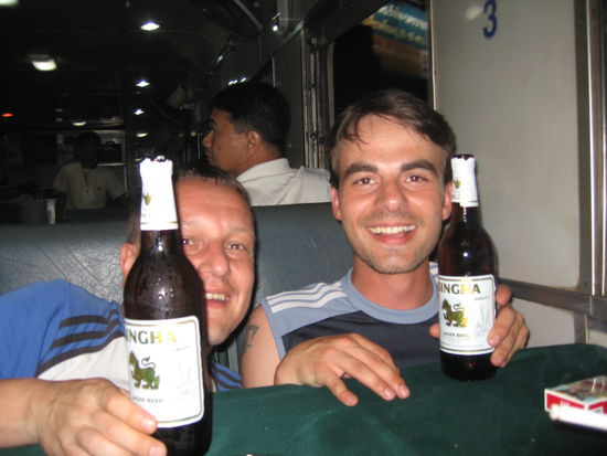 ...1Liter Singha Bierflaschen