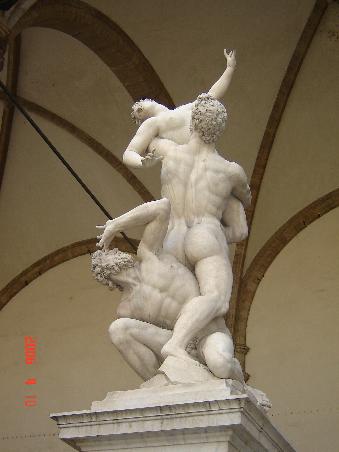 Florenz 2006 - Loggia dei Lanzi, *der Raub der Sabinerin* von Giovanni Bologna (1583)