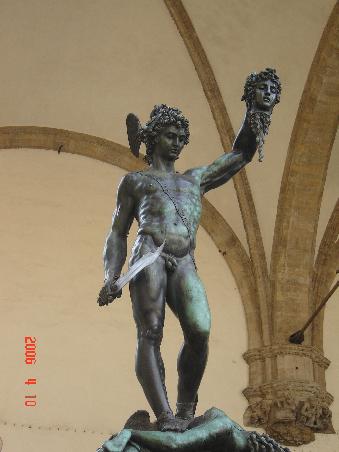 Florenz 2006 - Logga dei Lanzi, *Perseus mit dem Haupt der Medusa* von Benvenuto Cellini (1553)
