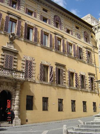Siena 2006 - schöne Paläste zeugen von reicher Vergangenheit