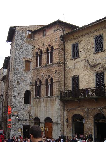 San Gimignano 2006 - Bürgerhäuser aus dem 12. und 13. JH.
