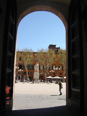 Lucca 2006 - Piazza Napoleone