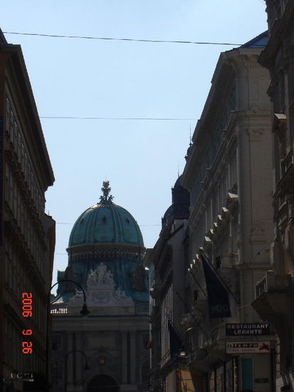 2006 Wien - Blick zur Hofburg