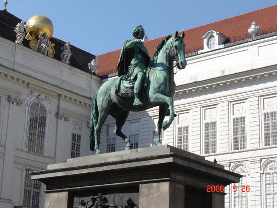 2006 Wien - Reiterstandbild