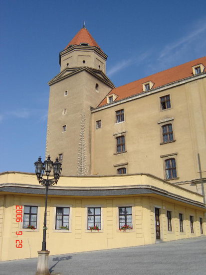 2006 Bratislava - die imposante Burg