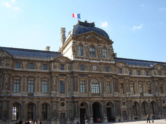 2007 Paris - ein Innenhof des Louvre