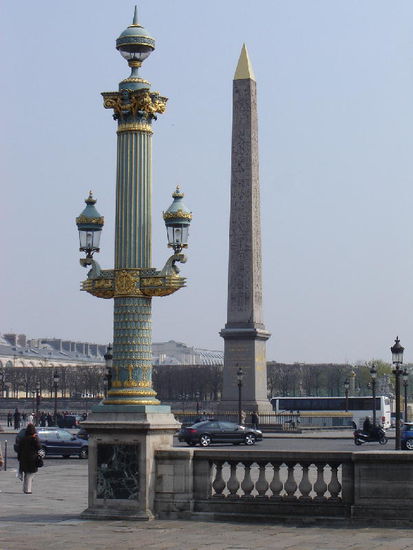 2007 Paris - Place de la Concorde; der Obelisk stammt aus dem Tempel von Luxor;
er ist ein Geschenk Ägyptens an den Bürgerkönig Louis-Philippe.