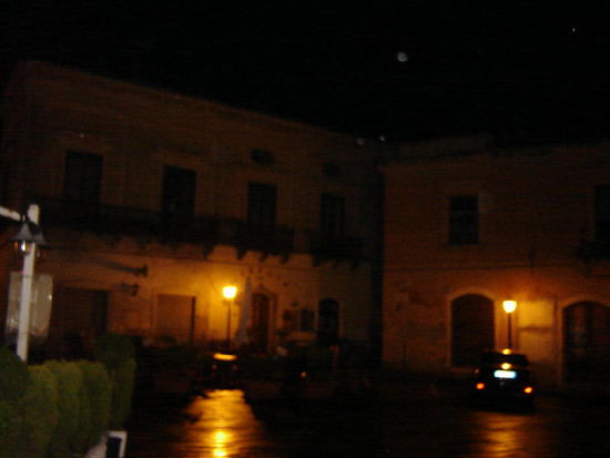 2007 RC - Gerace; ein heftiges Gewitter führte zu einer Ruhepause und einem herrlichen Nachtessen....