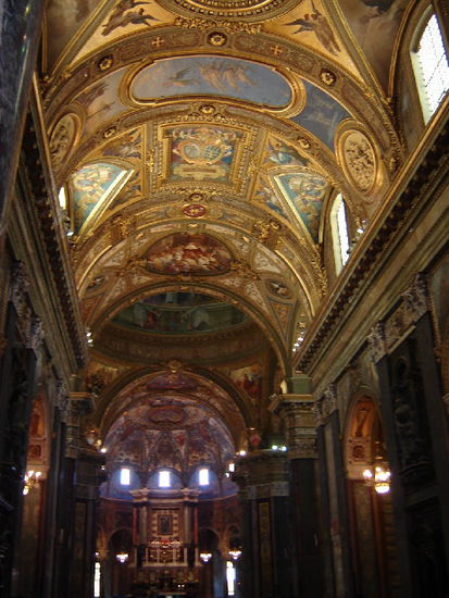 2007 Campania - Pompeji; im Inneren des Domes